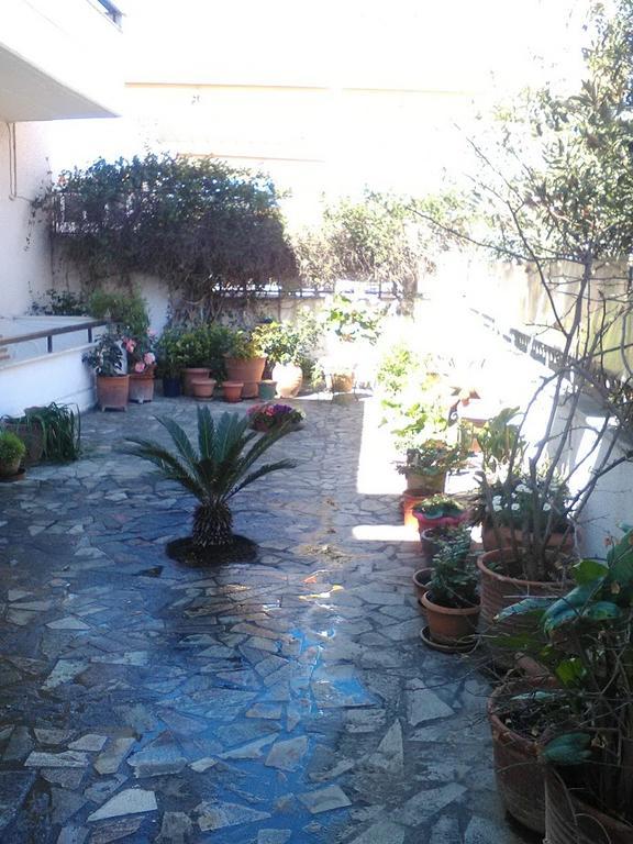Aparthotel Iliahtides Амаринтос Екстериор снимка