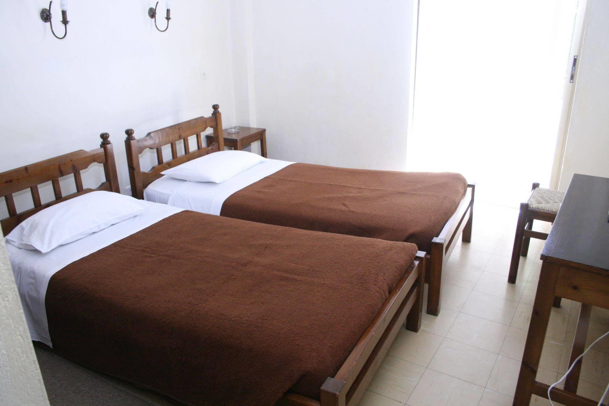 Aparthotel Iliahtides Амаринтос Екстериор снимка
